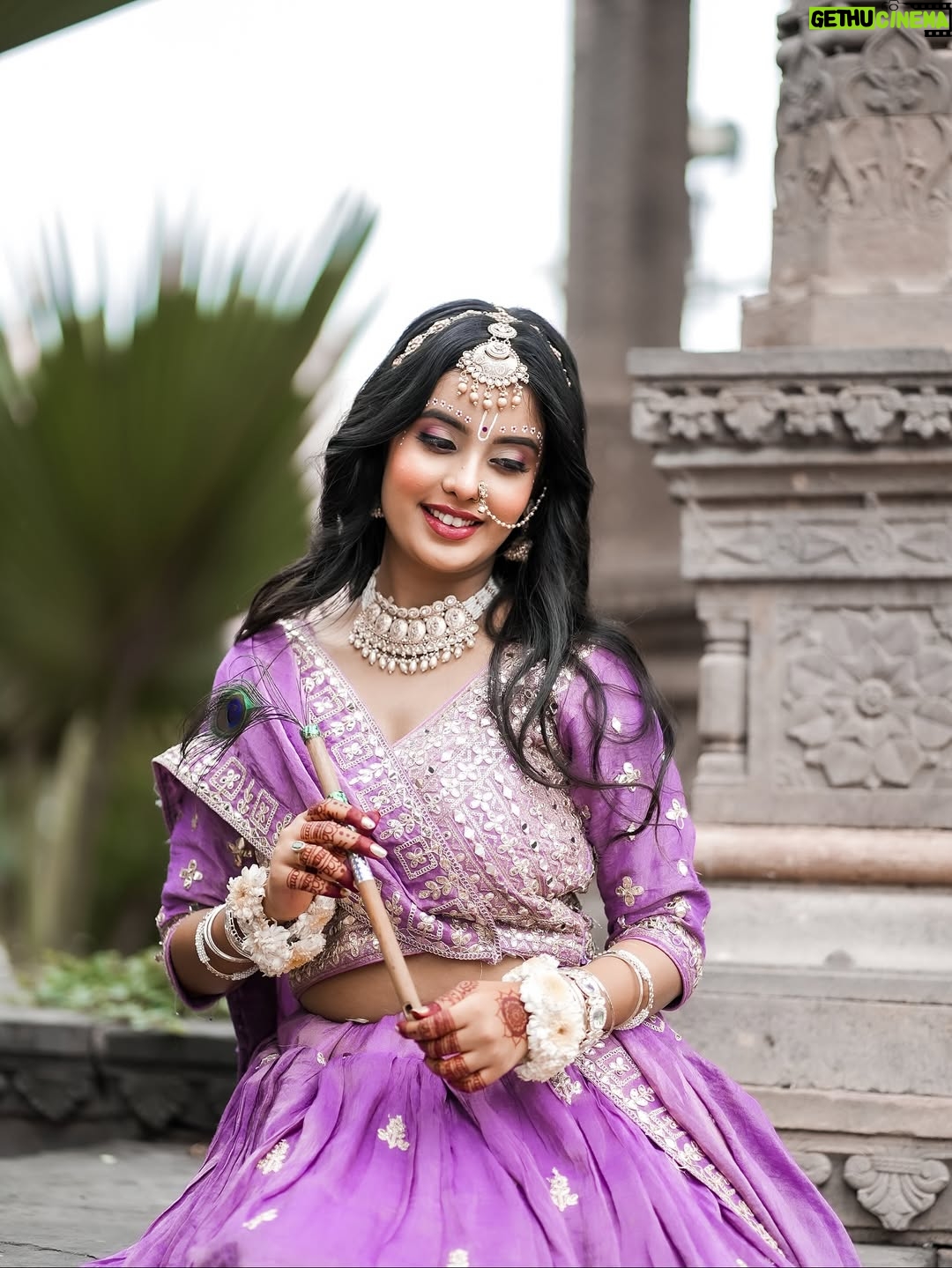 Payal Panchal - 113.4K Likes - नन्द के आनंद भयो, जय कन्हैया लाल की
हाथी-घोड़ा पालकी, जय कन्हैया लाल की
जन्माष्टमी की हार्दिक शुभकामनाएँ ❤️ 
pc :- @shootout__lover__ 
makeup :- @reflection_saloon47 
costume & jewellery :- @dulhadulhansringar 
edit :- @viishueditx 
.
.
.
.
.
.
.
.
.
.
.
.
.

.
#payalpanchal #payal #instagram #instagood #explore #janmashtami #janmashtamispecial #happyjanmashtami #janmaashtmi2025 #ʀᴀᴅʜᴇʀᴀᴅʜᴇ #radheradhe #jayshreekrishn #kanha