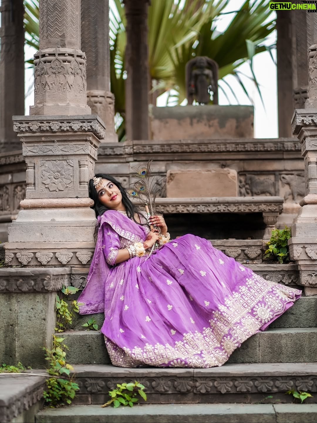 Payal Panchal - 113.4K Likes - नन्द के आनंद भयो, जय कन्हैया लाल की
हाथी-घोड़ा पालकी, जय कन्हैया लाल की
जन्माष्टमी की हार्दिक शुभकामनाएँ ❤️ 
pc :- @shootout__lover__ 
makeup :- @reflection_saloon47 
costume & jewellery :- @dulhadulhansringar 
edit :- @viishueditx 
.
.
.
.
.
.
.
.
.
.
.
.
.

.
#payalpanchal #payal #instagram #instagood #explore #janmashtami #janmashtamispecial #happyjanmashtami #janmaashtmi2025 #ʀᴀᴅʜᴇʀᴀᴅʜᴇ #radheradhe #jayshreekrishn #kanha