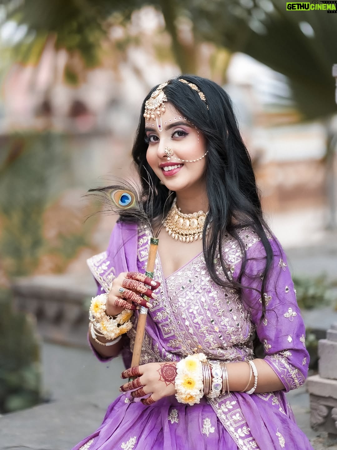 Payal Panchal - 113.4K Likes - नन्द के आनंद भयो, जय कन्हैया लाल की
हाथी-घोड़ा पालकी, जय कन्हैया लाल की
जन्माष्टमी की हार्दिक शुभकामनाएँ ❤️ 
pc :- @shootout__lover__ 
makeup :- @reflection_saloon47 
costume & jewellery :- @dulhadulhansringar 
edit :- @viishueditx 
.
.
.
.
.
.
.
.
.
.
.
.
.

.
#payalpanchal #payal #instagram #instagood #explore #janmashtami #janmashtamispecial #happyjanmashtami #janmaashtmi2025 #ʀᴀᴅʜᴇʀᴀᴅʜᴇ #radheradhe #jayshreekrishn #kanha