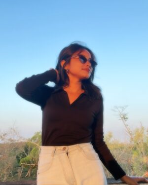 Payal Ray Instagram - Love this place🌻
#instagram #black #outfit #explore #place #fypシ