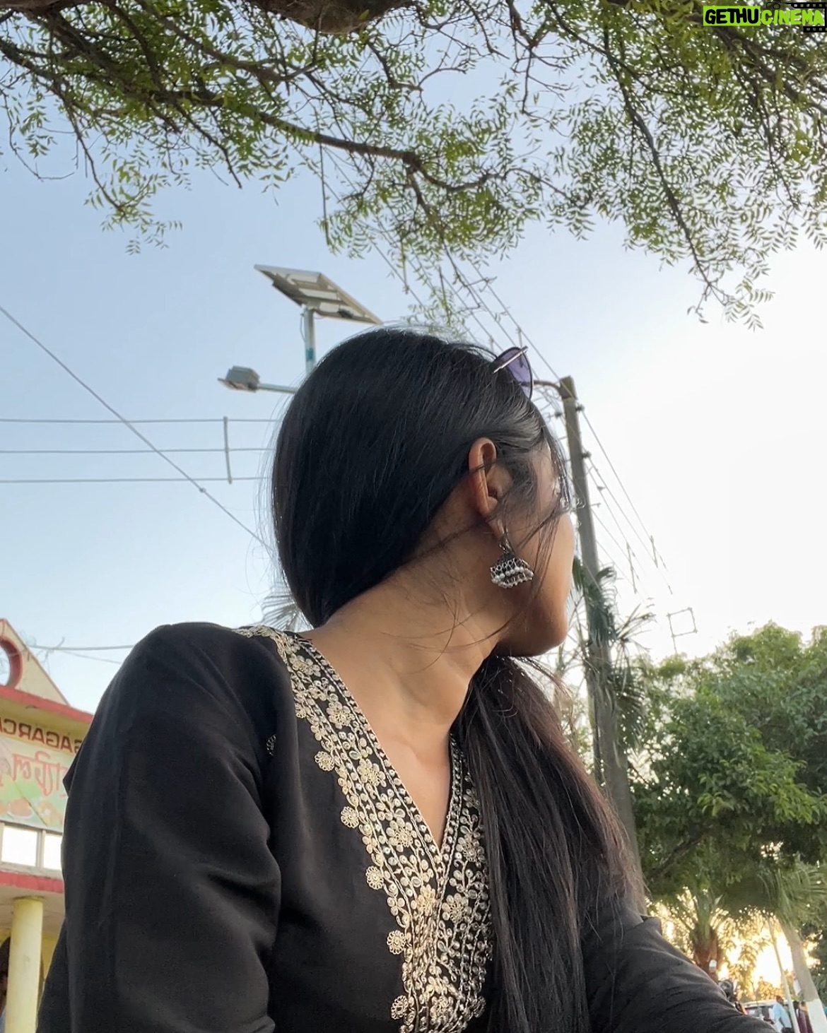 Payal Ray - 11.5K Likes - Ishq Haiii yeee Ishq Haiii🥹🌷
.
.
.
.
.
.
.
#instagram #black #outfit #fypシ