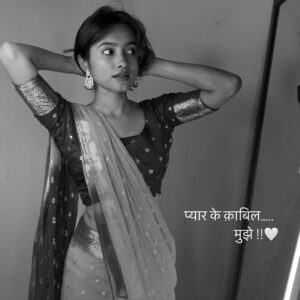 Payal Ray Instagram - आपकी नज़रों ने समझा !!👀
.
.
.
.
.
.
.
.
.
.
.
.
#old #saree #blackwhite #blackphoto #oldsong
#explorepage #explore #explorepage #desi #reels #reelitfeelit #instagood #fyp #desilook #desifashion #indian #indianfashion #indianwear #trending #trendingreels #trendy #fypシ