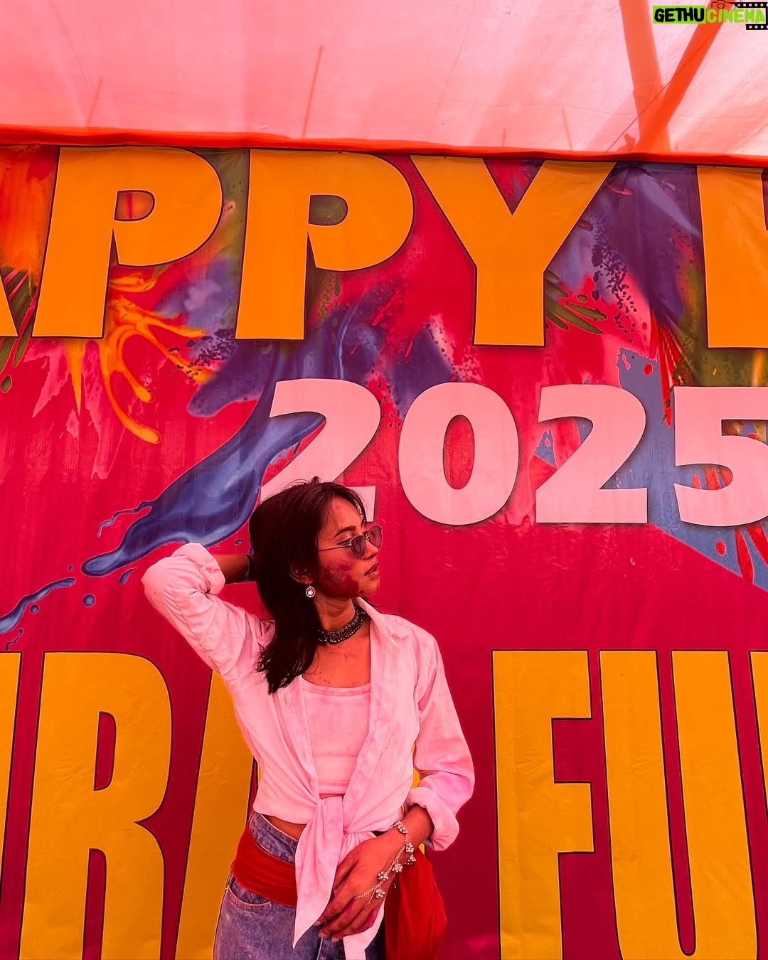 Payal Ray - 3 Likes - Holi hai bhai holi hai🔥💥
.
.
.
.
#instagram #holi #white #outfit #fypシ