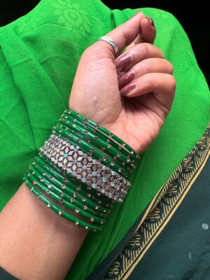 Payal Routray Instagram - Kab se man mein ek hi icha thi… Kamakhya Maa ke darshan ki.
Aaj vo bhi poori hui, vo bhi Somvar vrat ke din.🍀✨
Kuch pal aise hote hain jo sirf bhagya se milte hain… aur yeh unhi mein se ek tha.🧿❤️
Jai Maa Kamakhya!🙏
#kamaskya #post #assam #kamaskyatemple #sawan