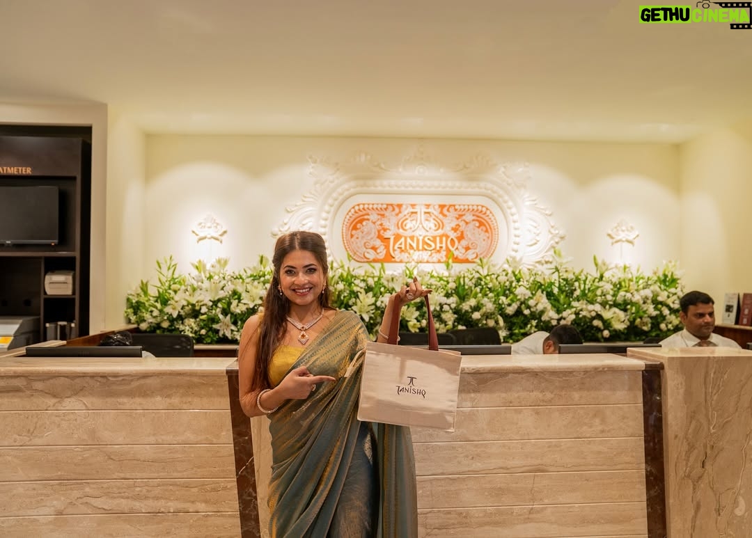 Payal Routray - 52.8K Likes - Celebrating 15 Glorious Years of Chandrasekharpur, Tanishq.

The largest and only Craft Store in Chandrasekharpur invites you to be part of a spectacular anniversary celebration. Discover over 10,000 exquisite designs starting from just ₹15,000.

Don’t miss the opportunity and enjoy:
✨ Up to 20% off on making charges of gold jewellery
✨ Up to 20% off on the value of diamond jewellery
✨ ₹101 off per gram on gold jewellery purchase
✨ 100% exchange value on your old gold — bought from any jeweller
T&C apply

What are you waiting for? Visit Chandrasekharpur Tanishq and celebrate in style at Odisha’s one-of-a-kind craft store — a grand 10,000 sq. ft. showroom with ample parking and a luxurious shopping experience like no other.

#ChandrasekharpurTanishq #15YearsOfTrust #JewelleryWithLove #CelebrateWithChandrsekharpur
#OdishaJewellery #GoldForEveryOccasion #DiamondDreams #CraftedInOdisha
#LuxuryJewellery #GoldLove #TimelessDesigns #ChandrasekharpurStyle #shopinstyle