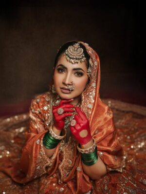 Payal Routray Instagram - नूरानी🍁
Makeup by @s.s._makeover
Hair by @bloomeranghairandmakeup
Shot by @bijanpattnayakphotography
#post #postoftheday #fyp #explore #instagram #trending #instagood #girls #makeup