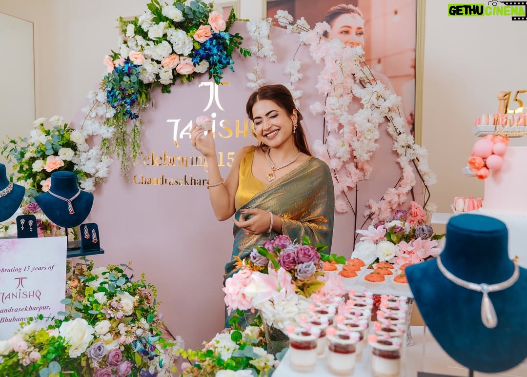 Payal Routray - 52.8K Likes - Celebrating 15 Glorious Years of Chandrasekharpur, Tanishq.

The largest and only Craft Store in Chandrasekharpur invites you to be part of a spectacular anniversary celebration. Discover over 10,000 exquisite designs starting from just ₹15,000.

Don’t miss the opportunity and enjoy:
✨ Up to 20% off on making charges of gold jewellery
✨ Up to 20% off on the value of diamond jewellery
✨ ₹101 off per gram on gold jewellery purchase
✨ 100% exchange value on your old gold — bought from any jeweller
T&C apply

What are you waiting for? Visit Chandrasekharpur Tanishq and celebrate in style at Odisha’s one-of-a-kind craft store — a grand 10,000 sq. ft. showroom with ample parking and a luxurious shopping experience like no other.

#ChandrasekharpurTanishq #15YearsOfTrust #JewelleryWithLove #CelebrateWithChandrsekharpur
#OdishaJewellery #GoldForEveryOccasion #DiamondDreams #CraftedInOdisha
#LuxuryJewellery #GoldLove #TimelessDesigns #ChandrasekharpurStyle #shopinstyle