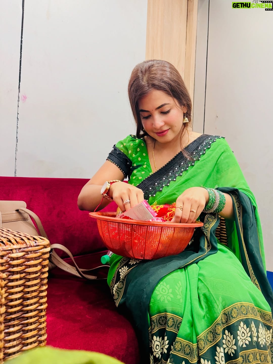 Payal Routray - 104.8K Likes - Kab se man mein ek hi icha thi… Kamakhya Maa ke darshan ki.
Aaj vo bhi poori hui, vo bhi Somvar vrat ke din.🍀✨

Kuch pal aise hote hain jo sirf bhagya se milte hain… aur yeh unhi mein se ek tha.🧿❤️

Jai Maa Kamakhya!🙏

#kamaskya #post #assam #kamaskyatemple #sawan