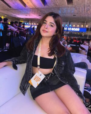 Payal Tosyan Instagram - Non-gamer at BGIS: confused but vibing.🎮
#bgis2025