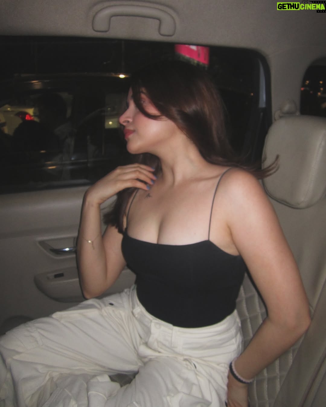 Payal Tosyan - 24.5K Likes - Don’t honk just stare