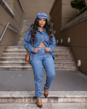 Pearl Modiadie Instagram - Denim for every mood, every move, and every moment.
Styled by me and available at @edgarsfashion .
Which look is your fave? #EdgarsDenim
Frame 1&2 : Kelso Pearl Belted WideLeg Jean - Dark Wash Ink
Headscarf - Edgars
Frame 3&4 : FREE2BU - Barrel Denim - Black Rinse Wash
Top - FREE2BU
Hat - Kelso
Bag - Edgars
Frame 5&6 : Kelso Straight Denim jean, Denim jacket shirt and denim hat
Frame 7&8 : Kelso Anklegrazer Skinny Denim Jean - Light Grey and Kelso light grey casual T-shirt
Bag - Edgars
Frame 9&10 : Kelso Floral Embroidered Mom Jean - Salty Light Wash
And white Kelso shirt
Frame 11&12 : Kelso WideLeg denim - blue
Kelso white casual t-shirt
Scarf - Edgars
Frame 13&14 : GUESS Sexy Flare High Rise jeans
GUESS casual top
Frame 15&16 : Levi’s Curvy Hirise Super Skinny Jean - Blue
#EdgarsFashion #EdgarsDenim