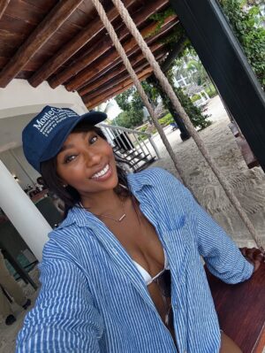 Pearl Modiadie Instagram - Happy Friday!
Couldn’t pick just one… or 2, not even just 3 so here’s a few from a beautiful day on my recent vacay.
I could live in bikinis , but work and my not-so-tiny-anymore human brought me back where I belong… home ❤️
To be fair, he was off living his best Euro summer with his dad—so we’re even. ✨