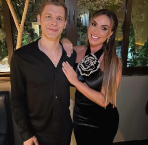 Persia White Instagram - So much love for Brazil! Thank you for the warm welcome to the beautiful @nicolebahls and gorgeous, @hugogloss! @paramountplusbr and @ccxpoficial
@therealjosephmorgan
@halotheseries