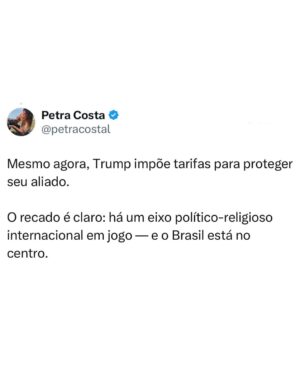 Petra Costa Instagram - Amanhã, 2 de setembro, é um dia histórico — para o Brasil e para o mundo.
O Supremo Tribunal Federal inicia o julgamento de Jair Bolsonaro por sua tentativa de golpe — um plano que, se tivesse sido bem-sucedido, poderia ter matado o recém-eleito presidente Lula, seu vice-presidente e o ministro do STF Alexandre de Moraes. Pela primeira vez na história, um ex-presidente brasileiro será julgado no Supremo Tribunal Federal por tentar subverter a democracia pela força.
Mas a importância vai além do Brasil. Este julgamento marca a possibilidade de nosso país se tornar o primeiro no mundo a derrotar a onda populista-fascista contemporânea. Enquanto Donald Trump não enfrenta nenhum julgamento pelo 6 de janeiro, no Brasil as instituições estão responsabilizando Bolsonaro — mesmo diante das tarifas que Trump agora impõe para proteger seu aliado.
Na semana passada, áudios vazados confirmaram o que Apocalipse nos Trópicos já havia previsto: a intimidade de bastidores entre púlpito e política, em que o pastor Silas Malafaia orienta Bolsonaro sobre como pressionar o Supremo, e em que o ex-presidente — num momento bizarro e revelador de sua fragilidade psicológica — admite que não pode agir porque está sofrendo uma crise de soluços. Esses áudios mostram Malafaia não apenas como conselheiro, mas como um verdadeiro mentor, puxando os fios enquanto Bolsonaro hesita e vacila.
Mas esta não é a última página dessa história. Trump quase certamente tentará interferir nas eleições brasileiras no próximo ano. O julgamento de amanhã não é só sobre o Bolsonaro — é sobre ver se a democracia consegue resistir a quem diz defendê-la enquanto trabalha pra destruí-la.
Chamo todos você a assisterem atentatmente!
