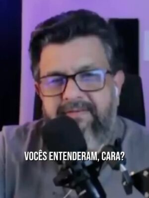 Petra Costa Instagram - Uma semana de Apocalipse nos Trópicos na Netflix
Alegria acompanhar como o filme tem ecoado por aí, nos stories, posts e comentários.