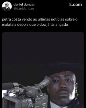 Petra Costa Instagram - Mais do que nunca, Apocalipse nos Trópicos segue atual.
Entre as reviravoltas dos áudios reveladores que a PF descobriu, as reações exaltadas e debates sobre fé, política e democracia nas redes, o filme continua gerando repercussão e diálogo na sociedade. Basta ver os comentários acima para sentir a dimensão desse impacto.
Se você ainda não assistiu, está na Netflix.
Se já assistiu, esse é o momento de compartilhar — com amigos, família, nos stories, nos grupos de WhatsApp.
📣 Cada eco ajuda a manter viva essa conversa urgente sobre o futuro do Brasil.