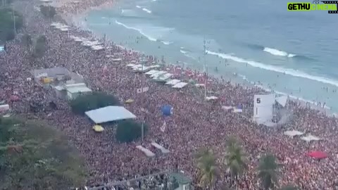 Petra Costa - 6K Likes - É emocionante ver as ruas pulsarem em defesa da democracia. O povo mostra, mais uma vez, que não se negocia o que é justo.

Anistia para golpistas é apagar a história e repetir seus erros. Que a memória seja farol, não esquecimento.