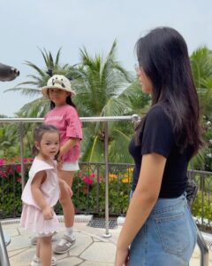 Actress Pham Quynh Anh HD Photos and Wallpapers July 2025
