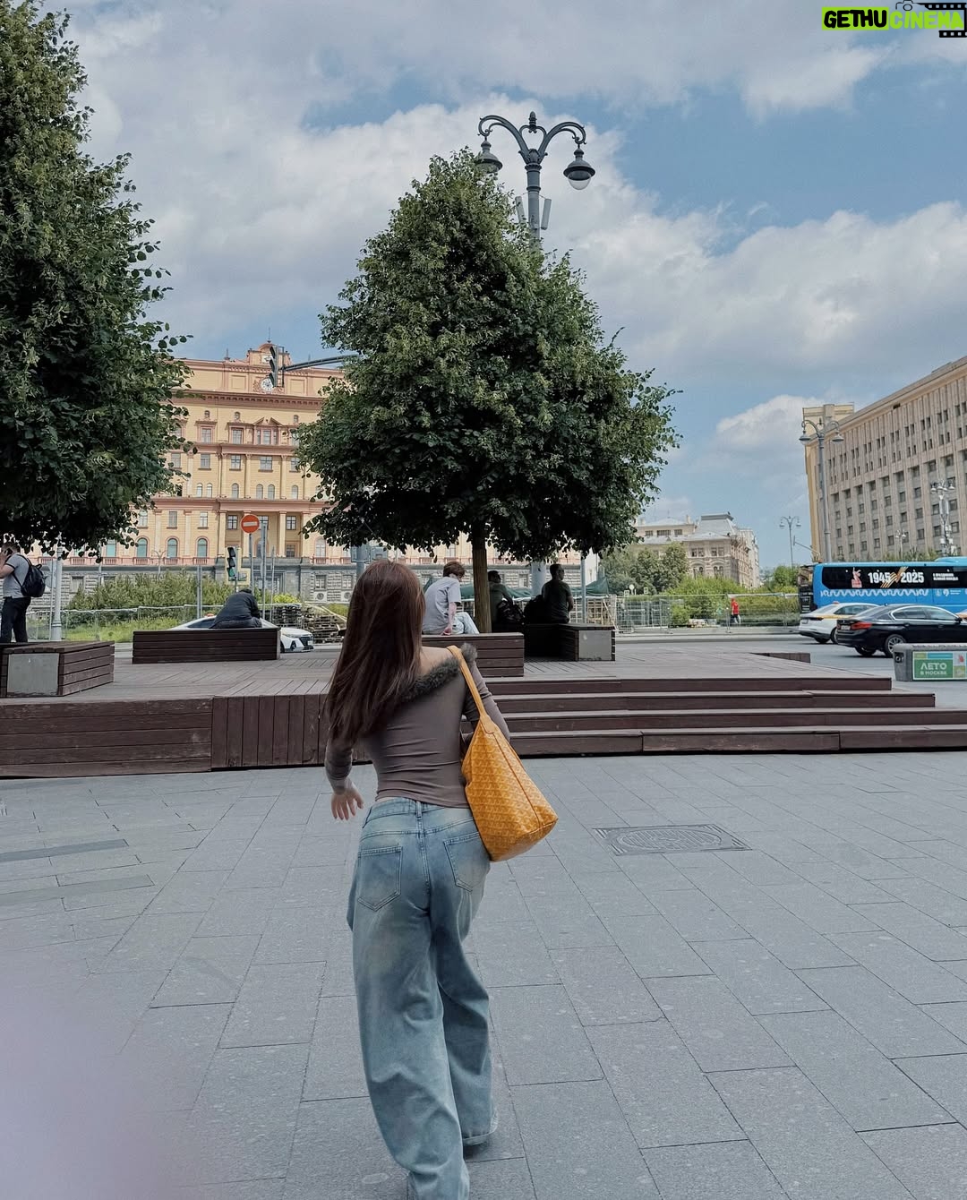 Pham Quynh Anh - 1.5K Likes - Nước Nga xinh đẹp và lộng lẫy 🫶🏻