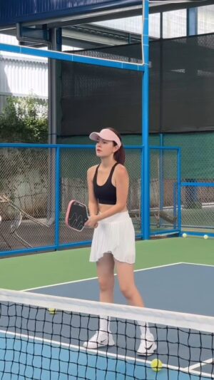 Pham Quynh Anh Instagram - 1 máy chăm chỉ mỗi sáng…