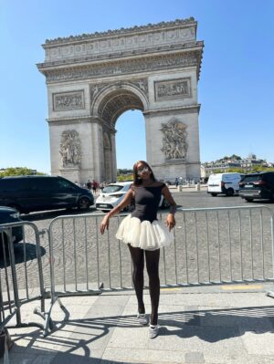 Phina Instagram - PARIS DUMP….🤪

#paris