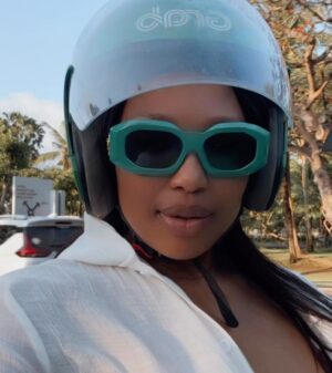 Phindile Gwala Instagram - Public Announcement: I’M BACK, SANIBONANI❤️