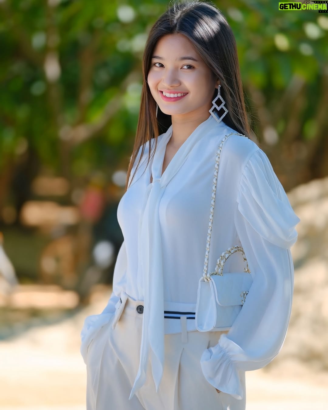 Phyu Phyu Htwe - 831 Likes - 🤍