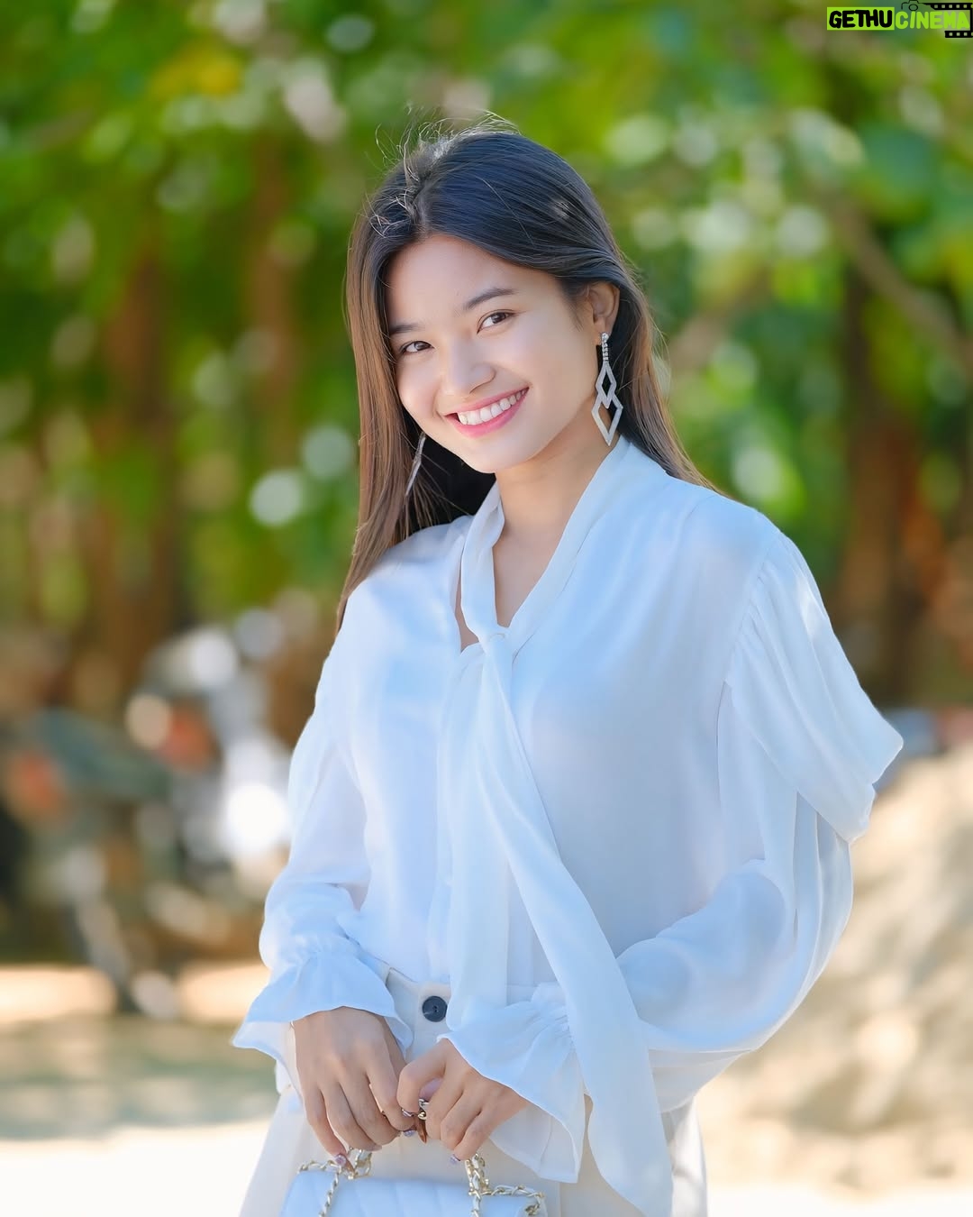 Phyu Phyu Htwe - 831 Likes - 🤍
