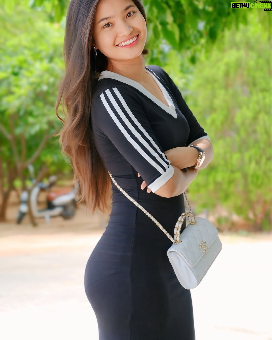 Phyu Phyu Htwe - 580 Likes - Good habits are valuable allies ☺️ကောင်းသေားအကျင့်များသည် တန်ဖိုးရှိသော မဟာမိတ် 🌿☘️☘️🌿