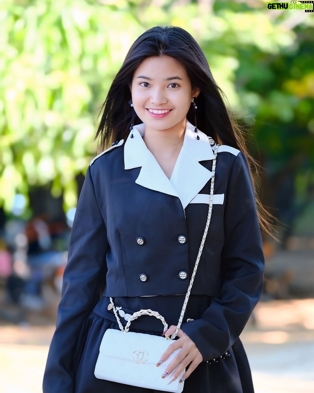 Phyu Phyu Htwe - 677 Likes - 🖤