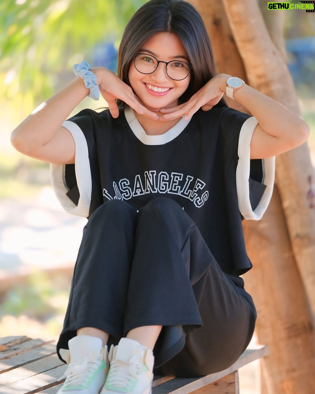 Phyu Phyu Htwe - 500 Likes - 🖤