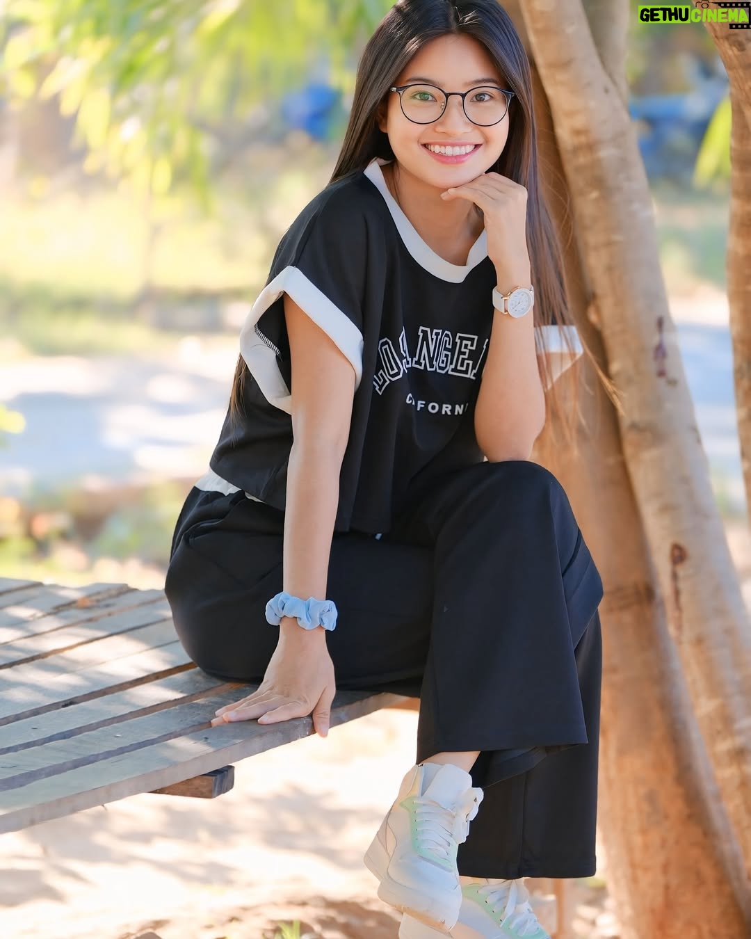 Phyu Phyu Htwe - 500 Likes - 🖤