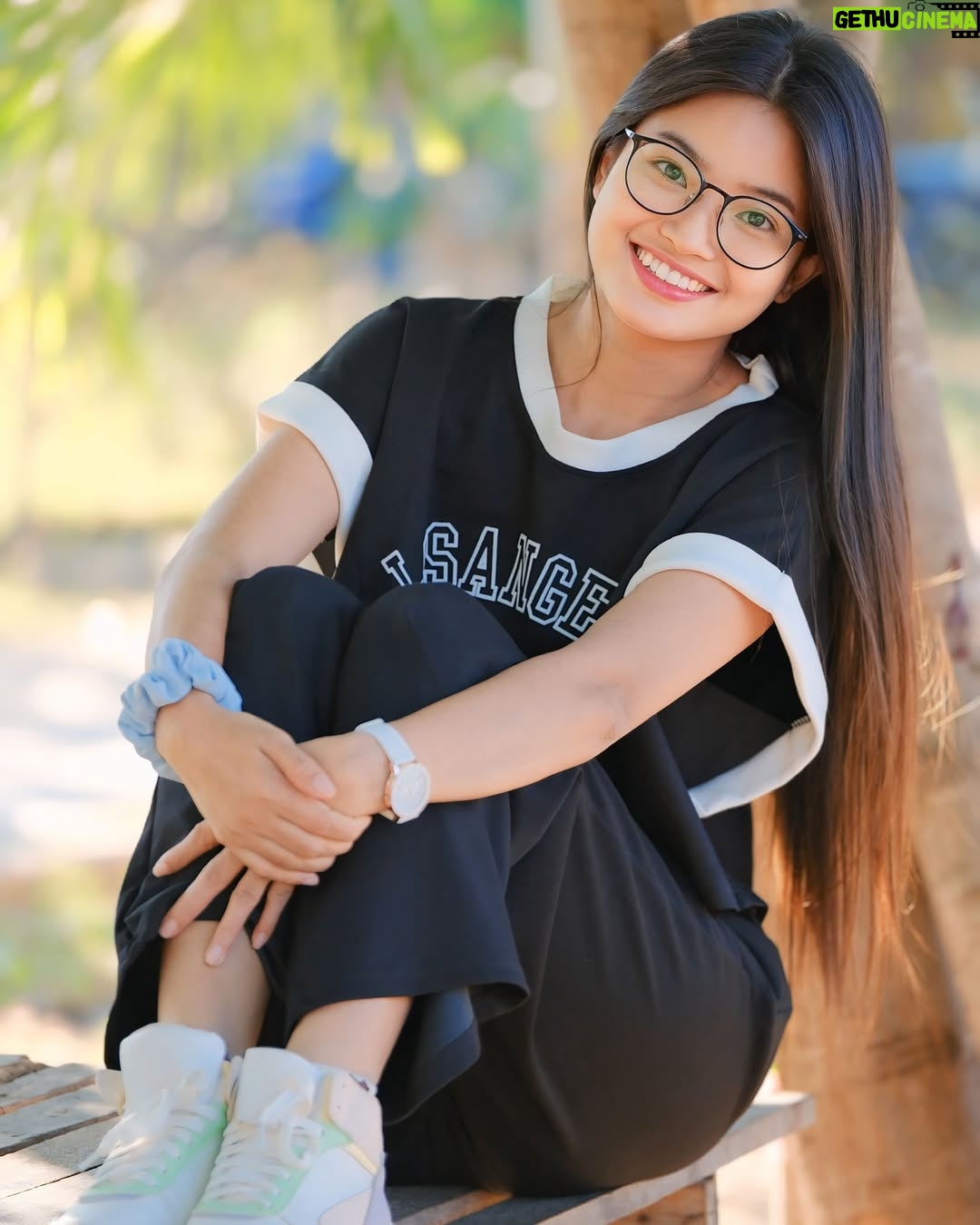 Phyu Phyu Htwe - 500 Likes - 🖤