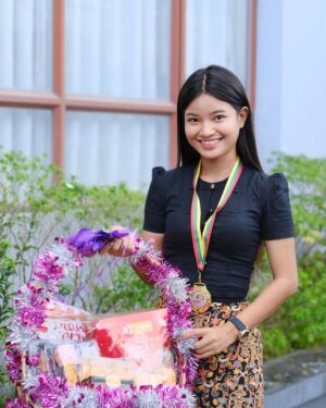 Phyu Phyu Htwe Instagram - 🙏🙏🙏
