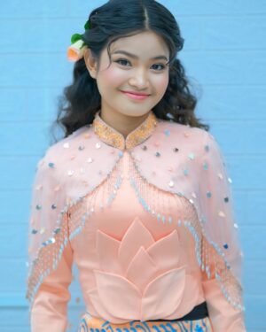 Phyu Phyu Htwe Instagram - 🧡