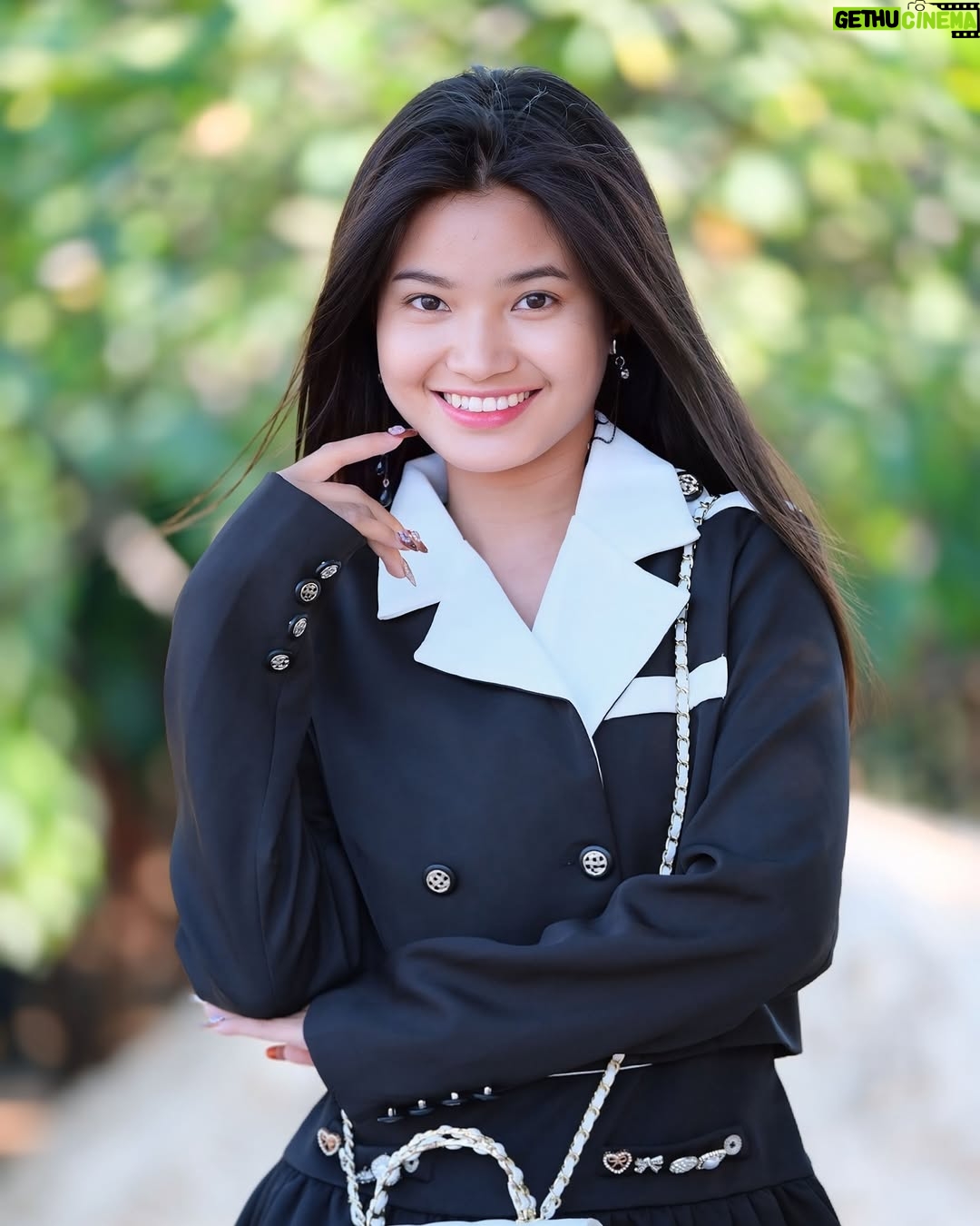 Phyu Phyu Htwe - 677 Likes - 🖤