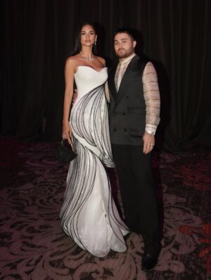 Pia Wurtzbach Instagram - What an honor to be @previewph’s Style Icon this year ❤️

wearing custom @markbumgarner’s mariposa gown and @bvlgari

#PreviewBall2025 #Preview30 #PreviewStylelcon2025 #BvlgariPartner