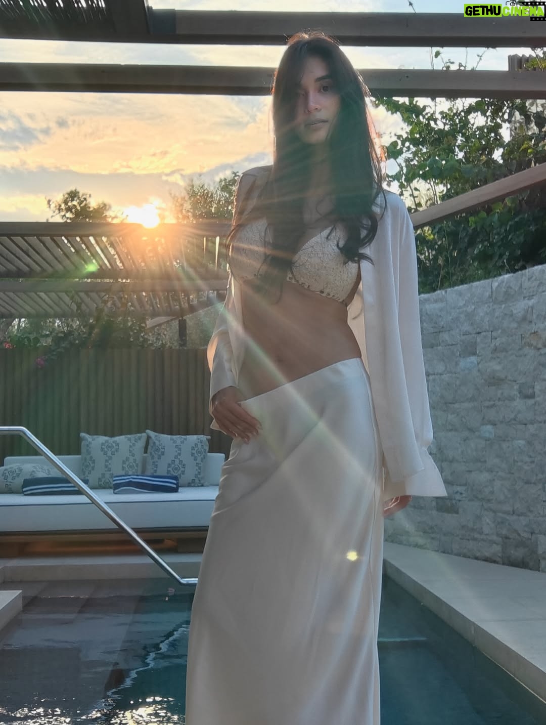 Pia Wurtzbach - 225.2K Likes - Til next time, Greece! You were such a dream. 🌞🇬🇷 

📍 @ooaesthesis