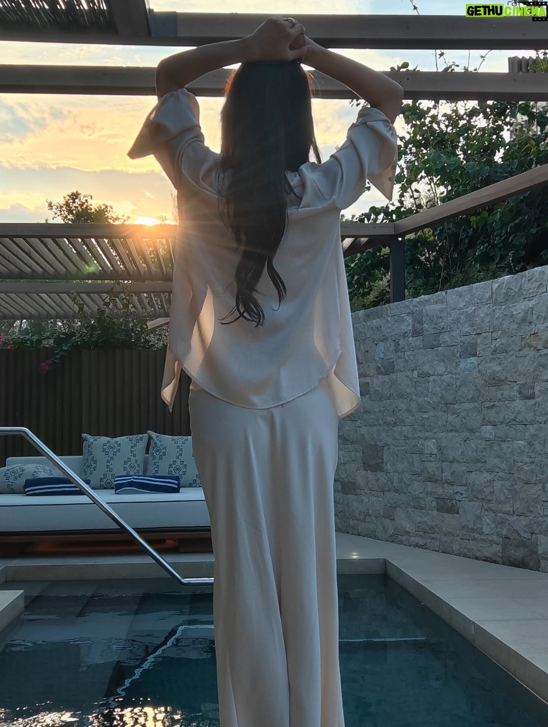 Pia Wurtzbach - 225.2K Likes - Til next time, Greece! You were such a dream. 🌞🇬🇷 

📍 @ooaesthesis