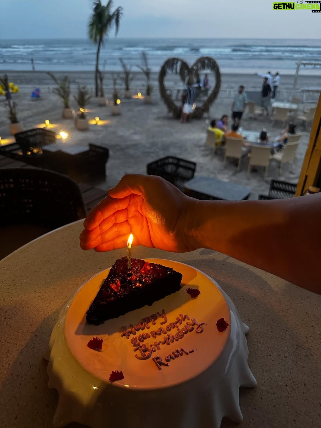 Piya Arora - 5.2K Likes - Chapter 8 of our happiest story 🧿..🌴🐚🦐