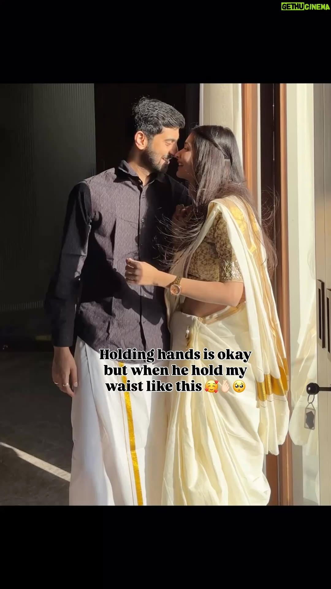 Pooja Bafna - 109.3K Likes - Who else agree ? TAG AND SHARE THIS WITH YOUR LOVE 🫶🏻🥰

#boi #bornoninstagram #boireeltime #lovereels #instagramreels #reelforinsta #reelsinstagram #reelsvideo #reelsindia #couplereels #couplegoals #couplevideos #followus #happytime #poojakaranbafna #loveforreels #explorepage #husbandandwife #lovehusband #lovehusbandwife #happycouple #trendingreels #trending #mylove #couplefights #couplegoals #chennaicouple #viralvideos #viralcouple