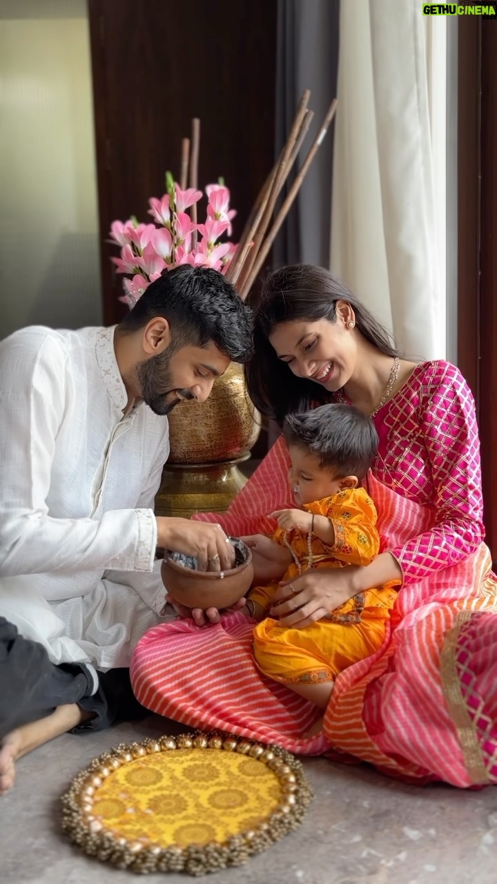 Pooja Bafna - 54.8K Likes - Happy Krishna Janmashtami. Comment below your favourite emoji and bless us 🫶🏻❤️🧿

#couplegoals #couple #parenting #krishna #krishnajanmashtami #son #babyboy #explorepage #trendingreels #viralvideos #viralreels 

[couple goals , marriage goals , parenting , Krishna , Krishna Janmashtami, happy couple , son , baby boy , explore page , viral , trending ]