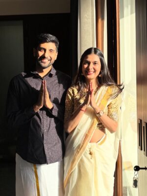 Pooja Bafna Instagram - Onam filled with love , laughter and lots of cuddles 🧡✨which is your favourite photo ? Ours is 6th 🫰🏻🫶🏻