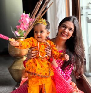 Pooja Bafna Instagram - Happy Krishna Janmashtami 🫶🏻✨ Our little Kannah forever ❤️🥰

#krishna #krishnajanmashtami #picture #pictureoftheday #cutebabyboy #son #parenting #happyparenting #happyparents #poojakaranbafna #grithavbafna 

[krishna Janmashtami, picture of the day , cute baby boy , our son , Pooja Karan Bafna , happy parents , grithav Bafna ]