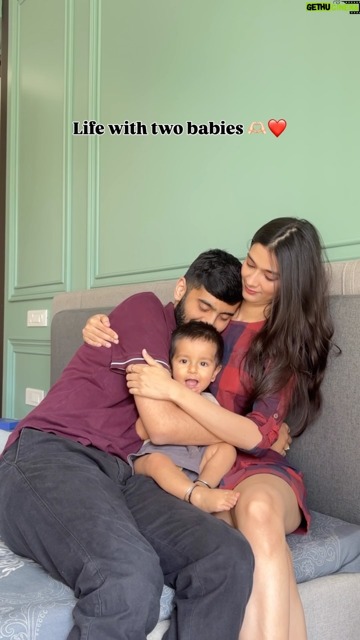 Pooja Bafna - 84.7K Likes - You and who? Comment below “🧿” and manifest this cute moment and tag your love ❤️🫶🏻

#couplegoals #trendingreels #viralvideos #explorepage #reelsinstagram #reelkarofeelkaro #relationshipgoals #marriedlife #parenting #cutecouple #husbandandwife #poojakaranbafna 

Couple goals , relationship goals , parenting , married life , husband and wife , explore page , reels , viral , trending , pooja Karan Bafna