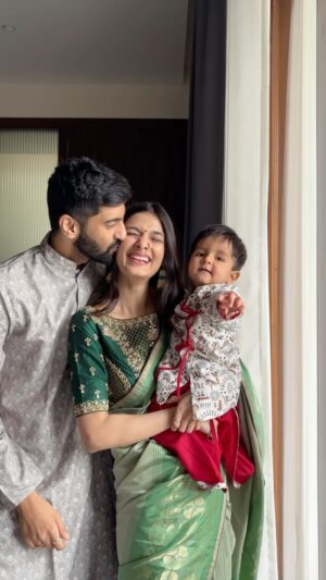 Pooja Bafna Instagram - Ganapati Bappa Maurya ❤️🫶🏻 comment below and wish us also save this reel for your transition video 😍✨
#couplegoals #cutecouple #ganeshchaturthi #ganeshchaturthi2025 #transitionreel #husbandandwife #relationshipgoals #poojakaranbafna #viralvideos #trendingreels
Couple goals , married life , husband and wife , transition reel , viral , trending , explore page , Ganesh Chaturthi , 2025 , pooja Karan Bafna