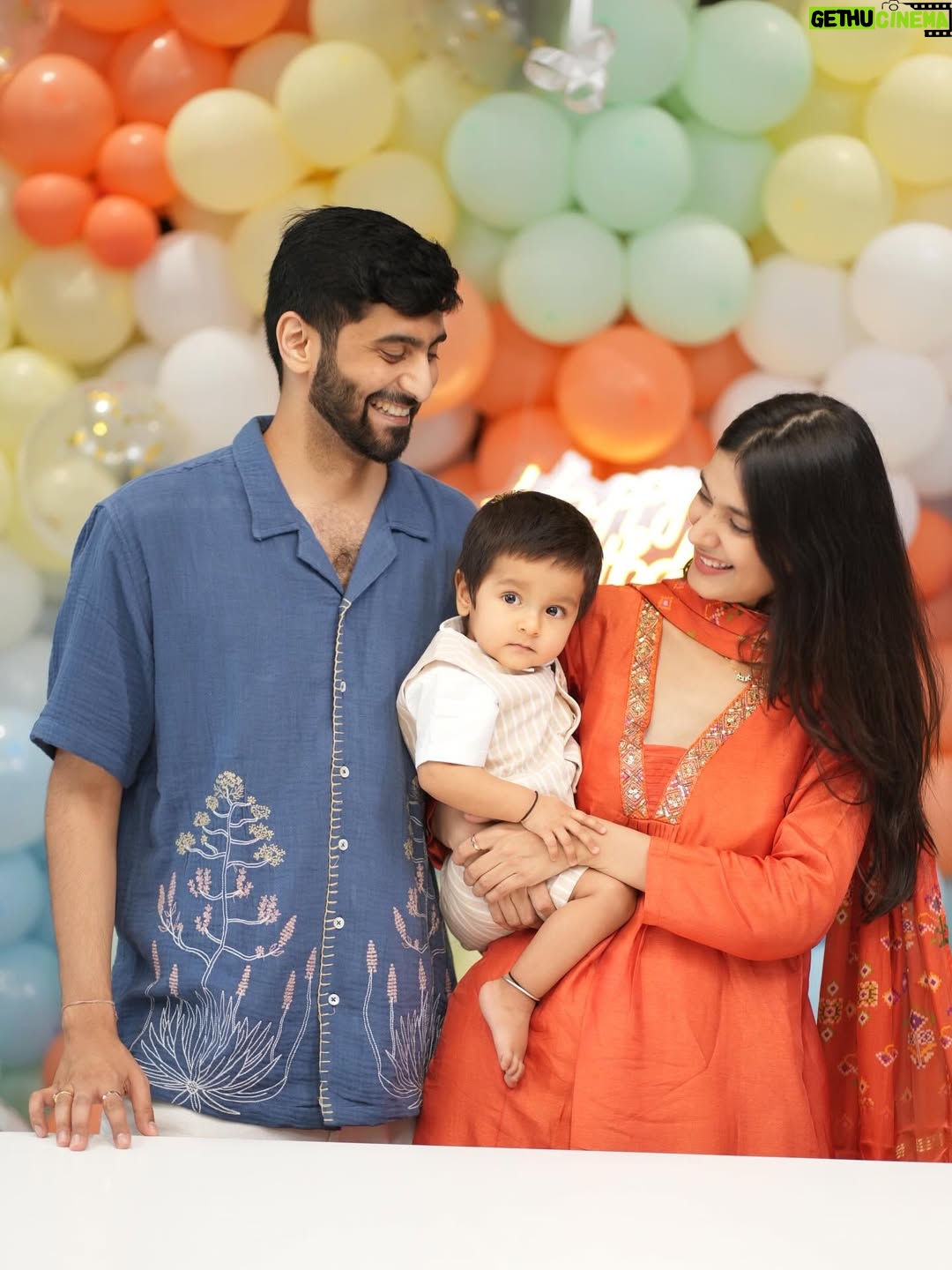 Pooja Bafna - 79.8K Likes - Mera ghar 🏠 late birthday post 🫶🏻

Decor : @rushu_events 

[best couple , parents , couple goals , parenting , best son , happy birthday , first birthday , picture of the day ]