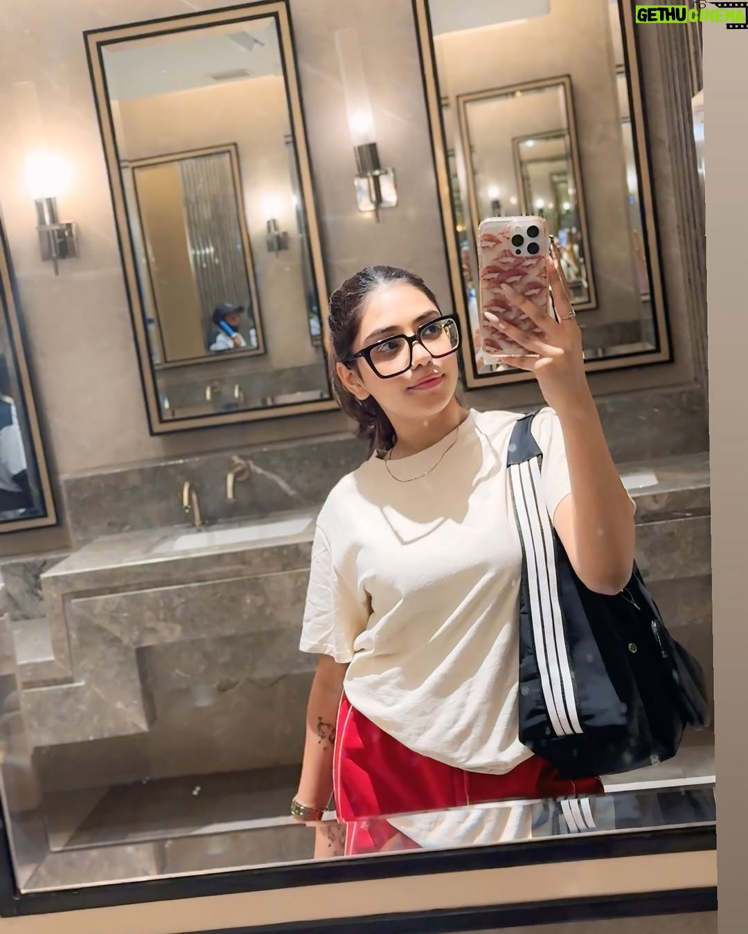 Pooja Rampal - 3 Likes - hydrated,happy and thriving .🎧☕️🕊️