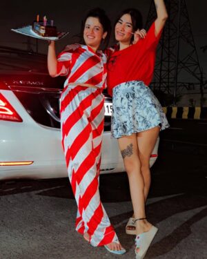 Pooja Rawat Instagram - Birthday vibe ❤️
Special thanks to MyMains🌎❤️
@daminichauhan_
@shweta_.xx
@mmtarwt
@madanpartik
@anilkumar.2345678
@sunitarawat4841