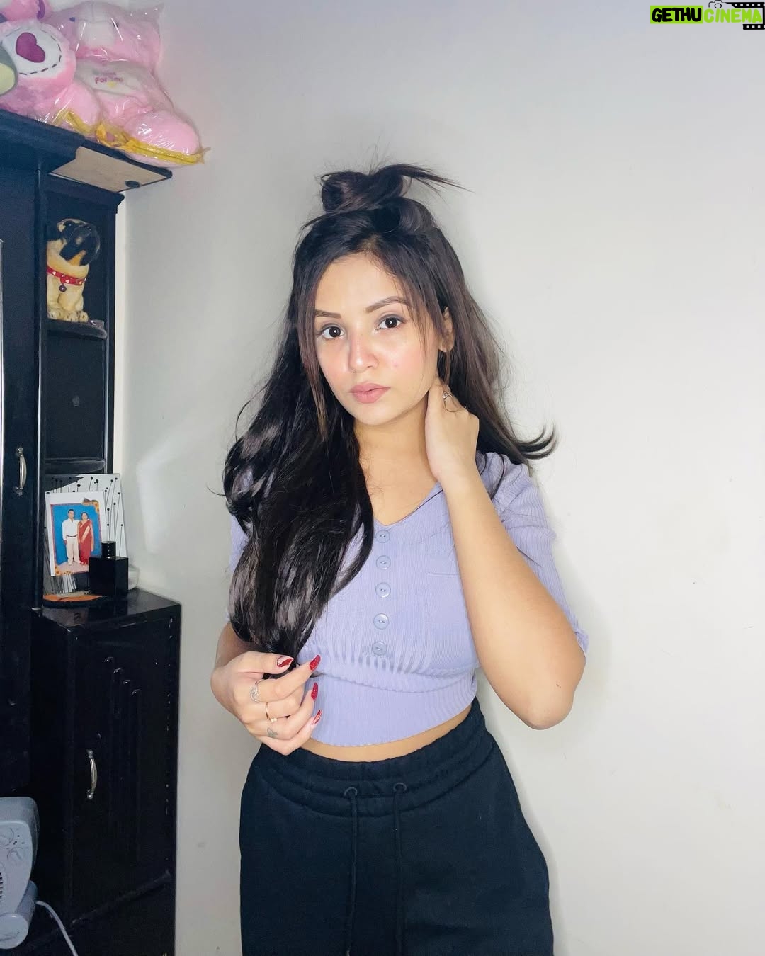 Pooja Rawat - 13.9K Likes - Be your own kind of beautiful 🤩